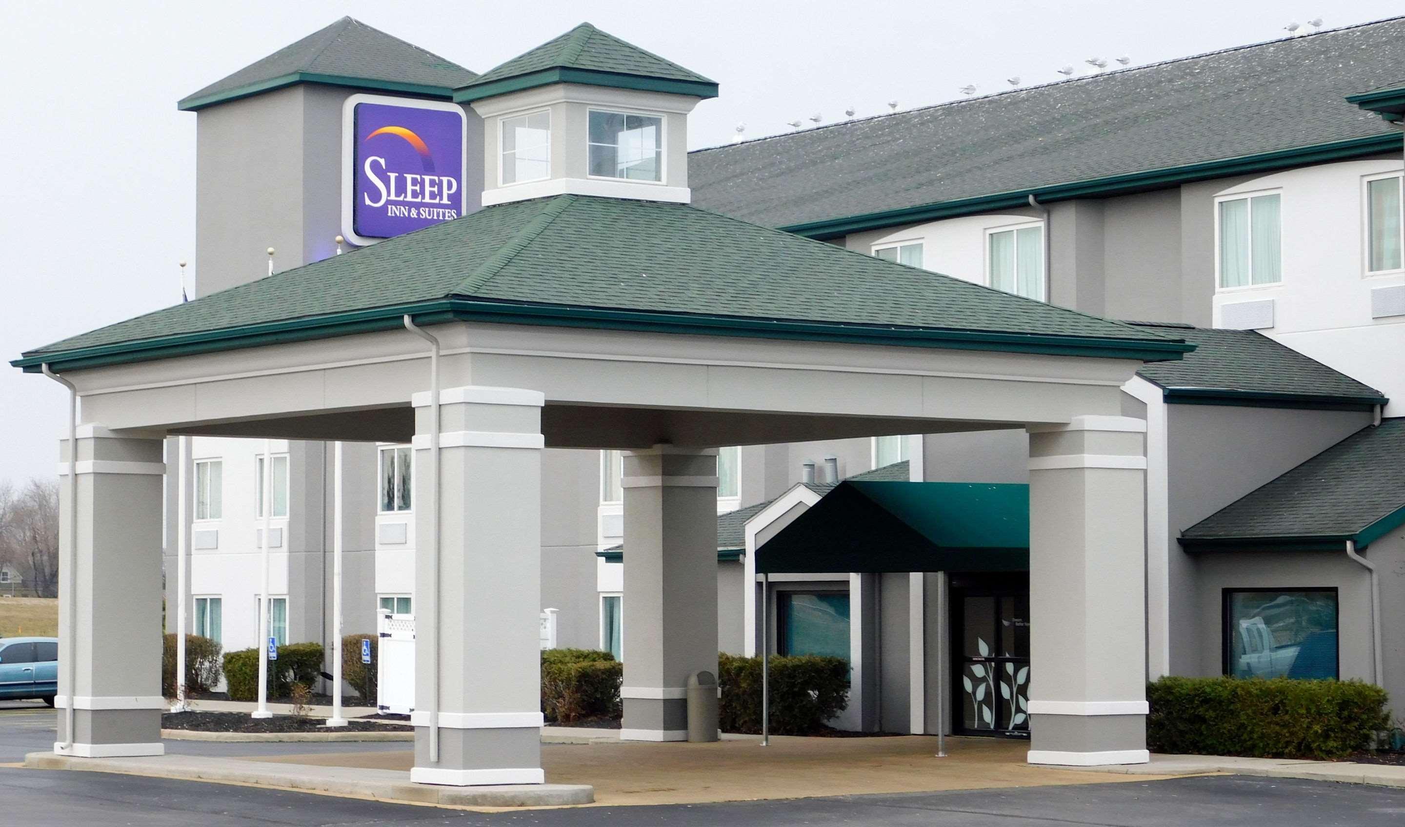 Sleep Inn & Suites Oregon Exterior photo