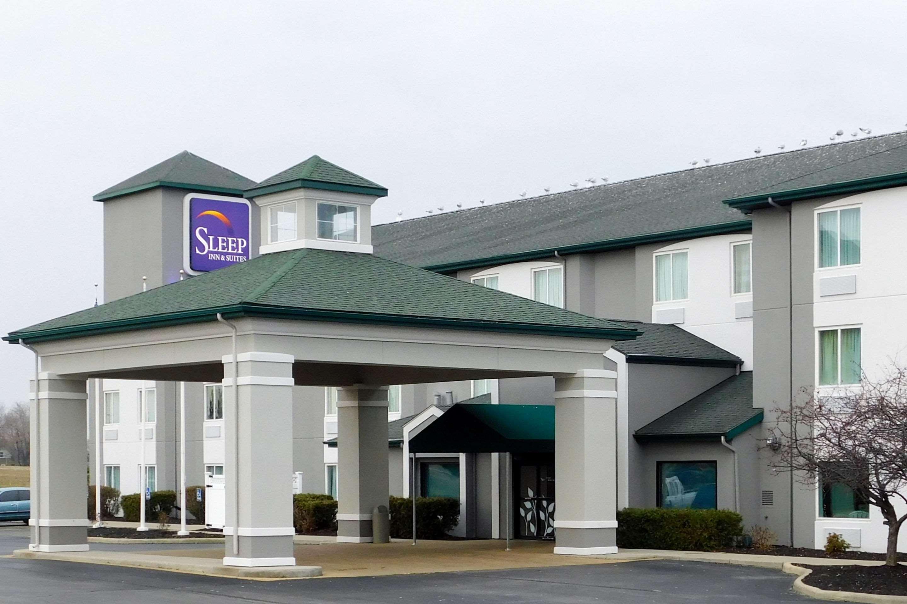 Sleep Inn & Suites Oregon Exterior photo