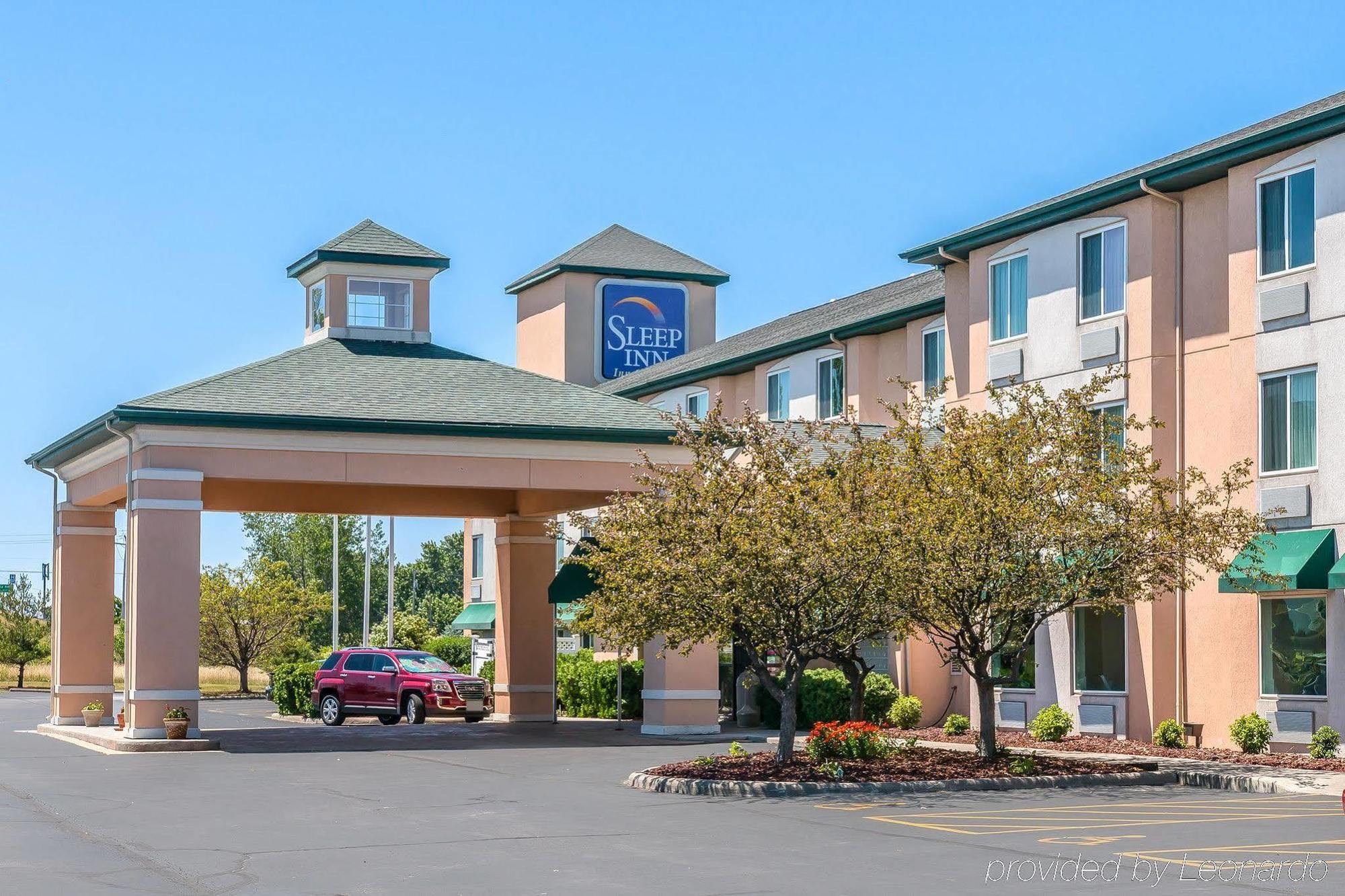 Sleep Inn & Suites Oregon Exterior photo